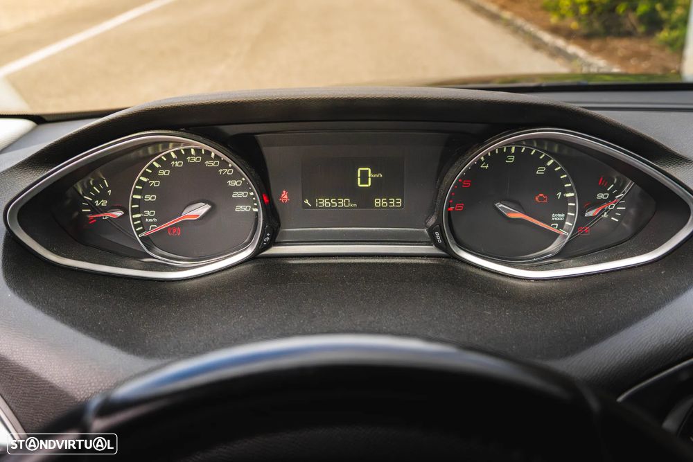 Peugeot 308 SW - 16