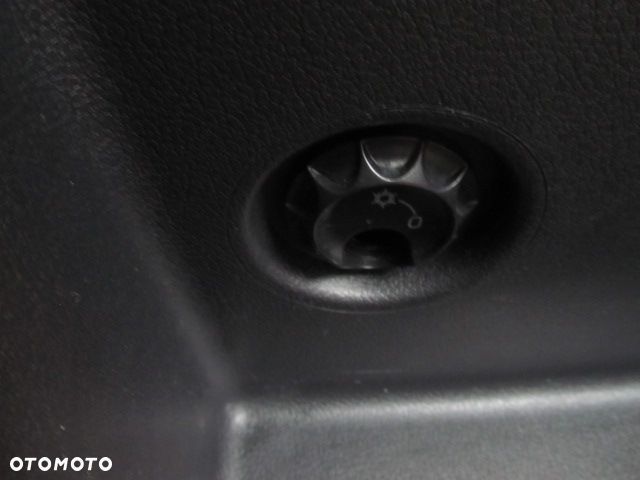 Volkswagen Tiguan 2.0 TDI 4Mot Perfectline R-Style - 29