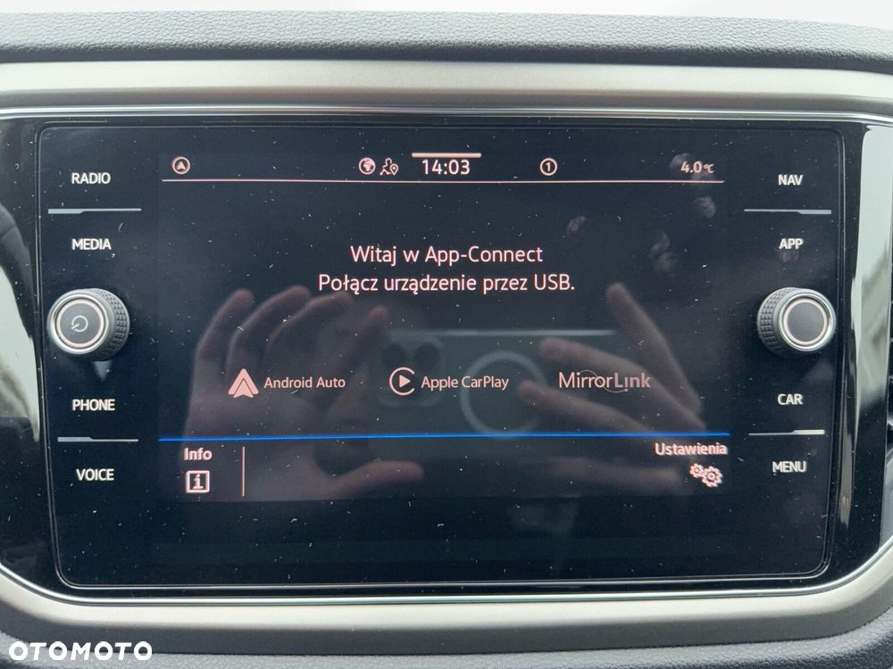 Volkswagen T-Roc - 21