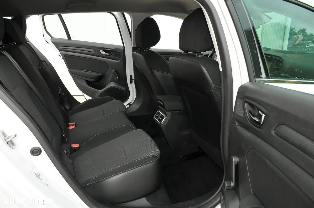 Renault Megane dCi 110 FAP Expression - 6