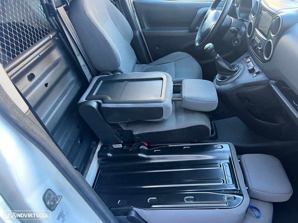 Peugeot Partner 1.6 HDI  3 LUGARES Pack-Office AC  C/IVA DEDUTIVEL - 16