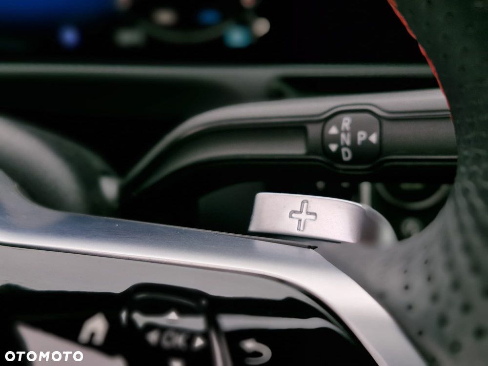 Mercedes-Benz Klasa A 200 AMG Line 7G-DCT - 32