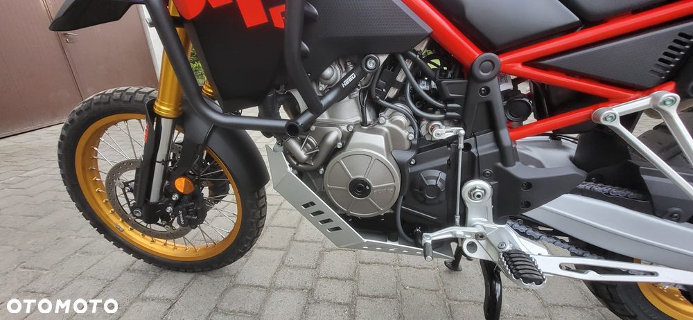 Aprilia Tuareg - 25