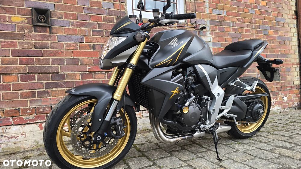 Honda CB - 2
