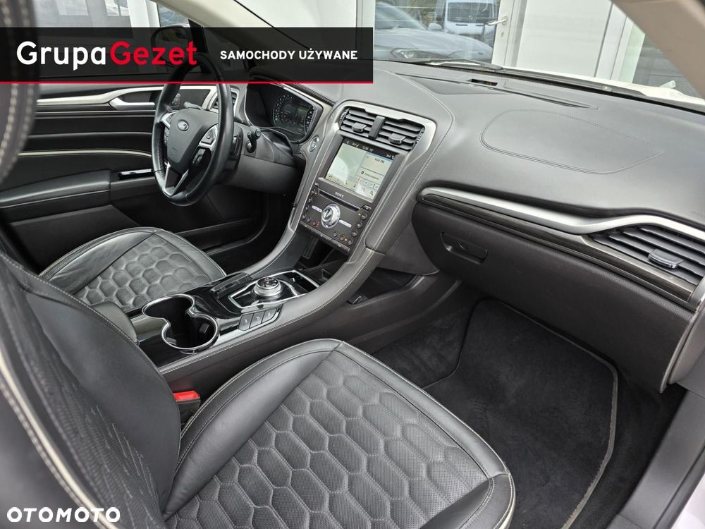 Ford Mondeo - 31