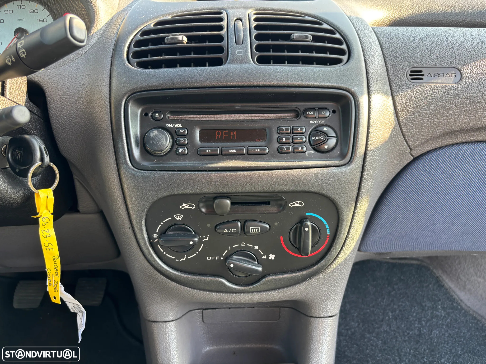 Peugeot 206 1.1 Color Line - 24