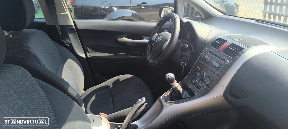 Toyota Auris 1.4 VVT-i AC - 7
