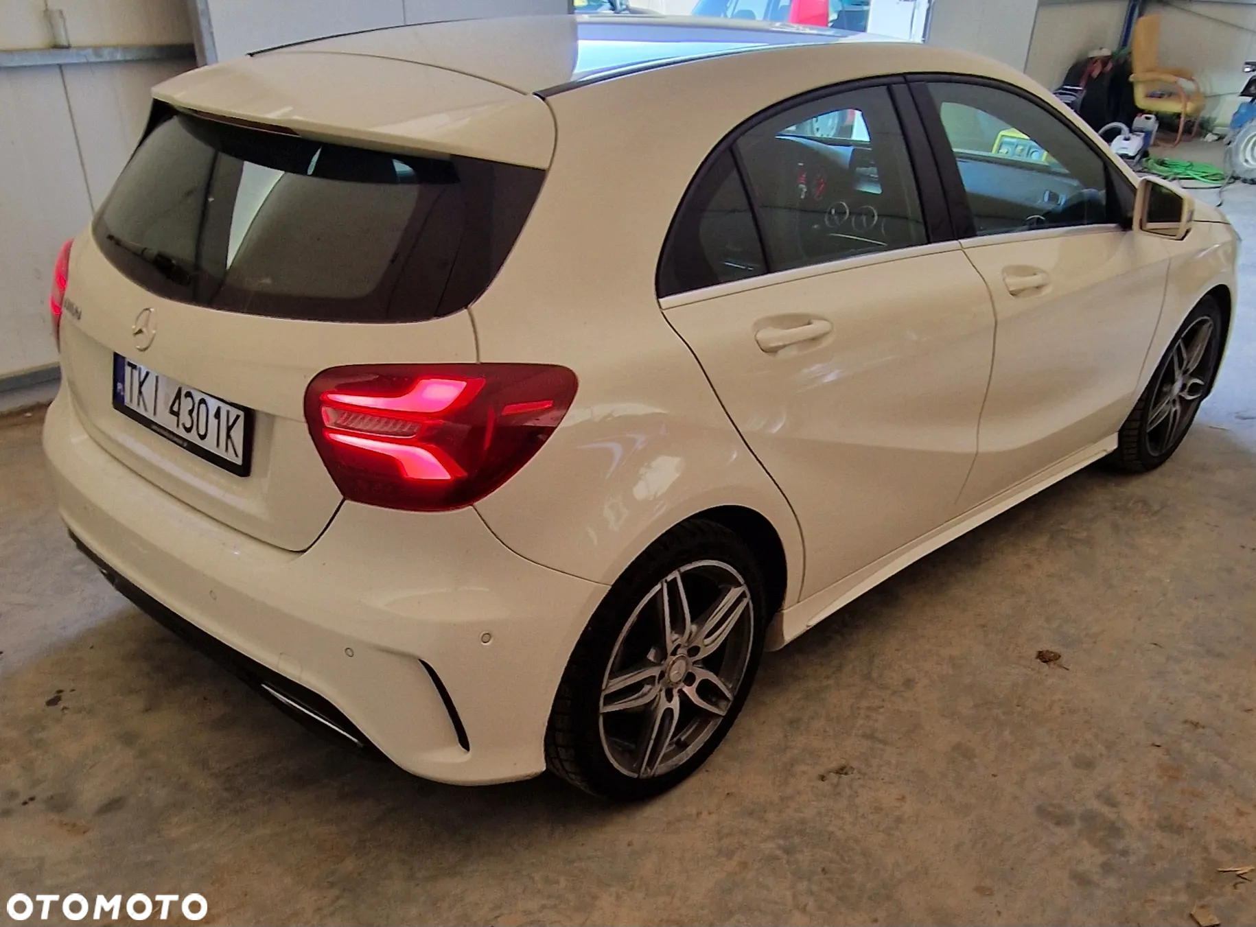 Mercedes-Benz Klasa A 180 7G-DCT AMG Line - 4