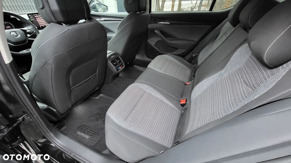 Skoda Superb 1.5 TSI mHEV Selection DSG - 31