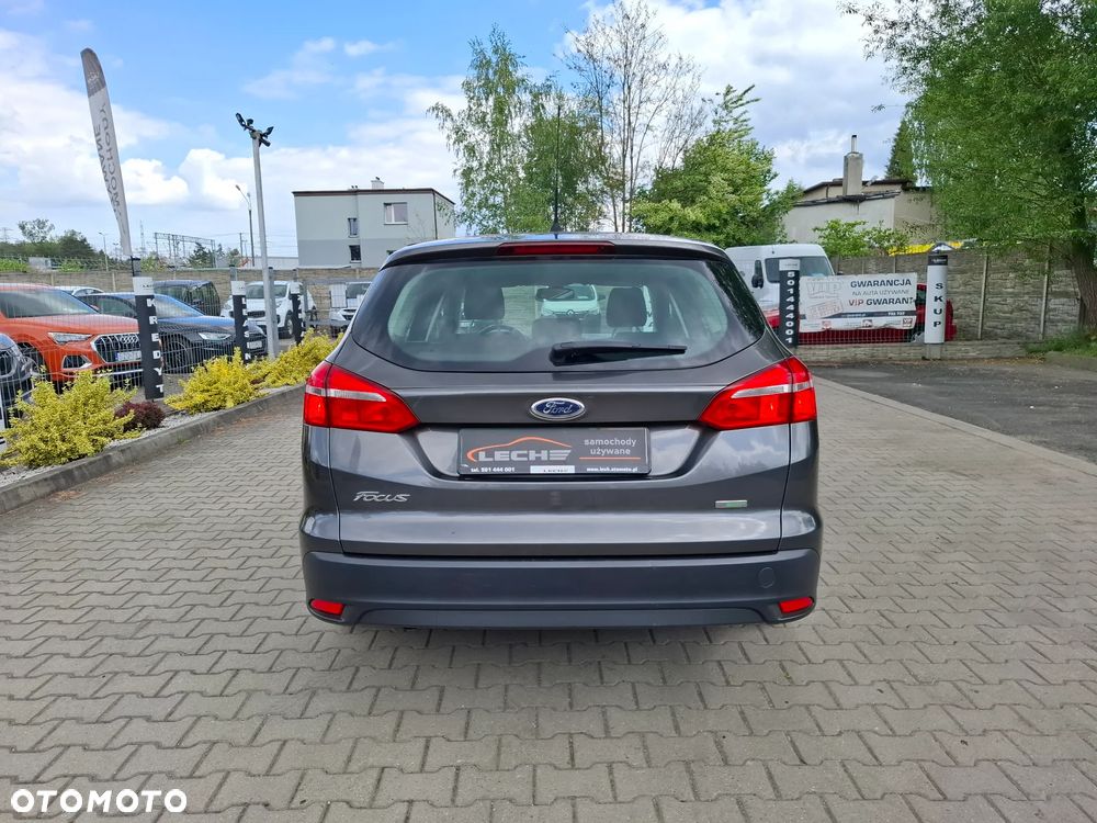 Ford Focus - 27