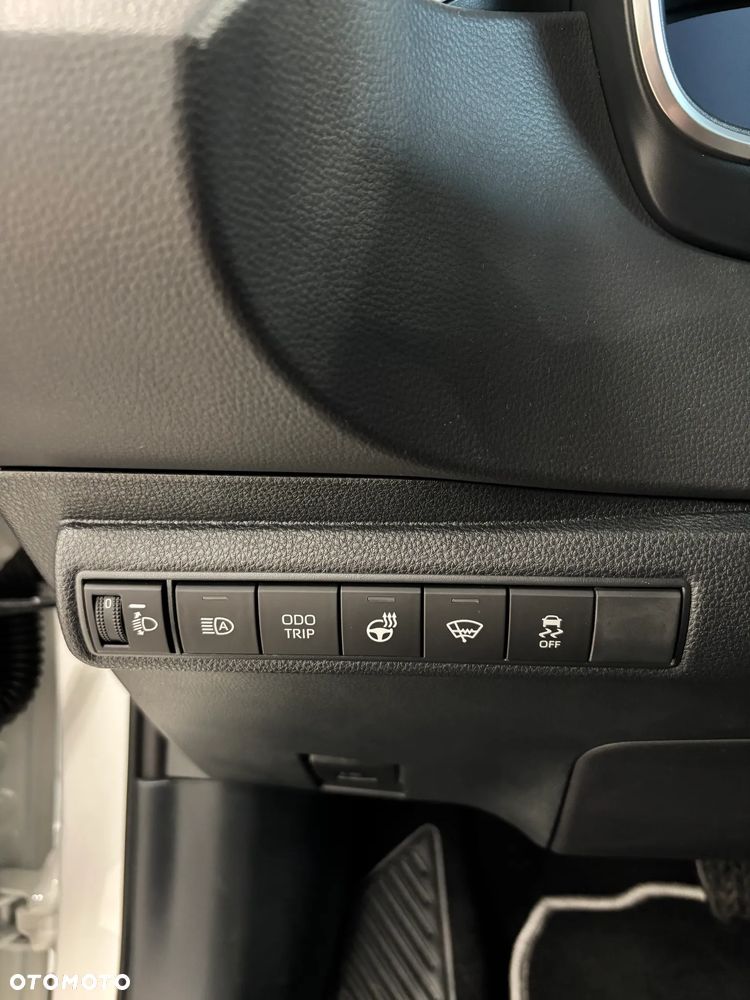 Toyota Corolla - 11