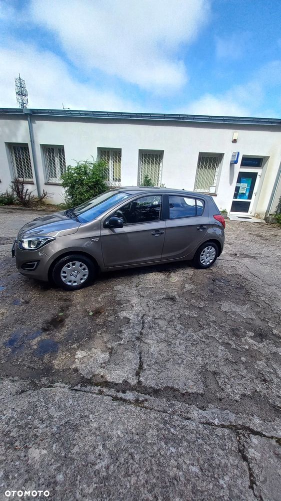 Hyundai i20 1.25 Comfort - 11