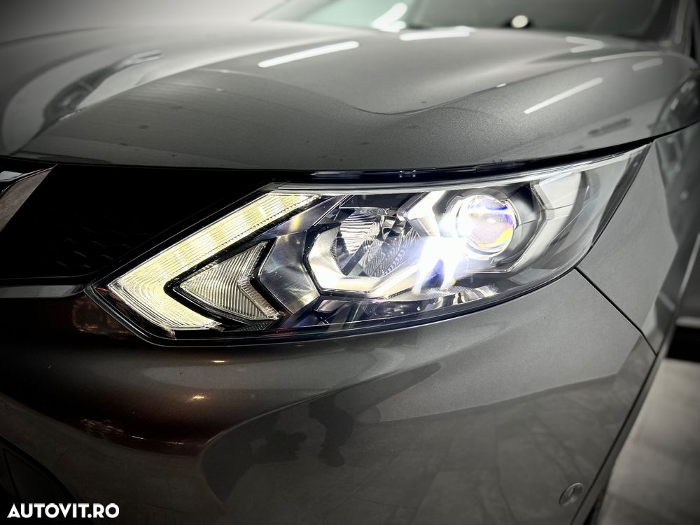 Nissan Qashqai 1.6 DCI 4 x 4 DPF tekna - 40