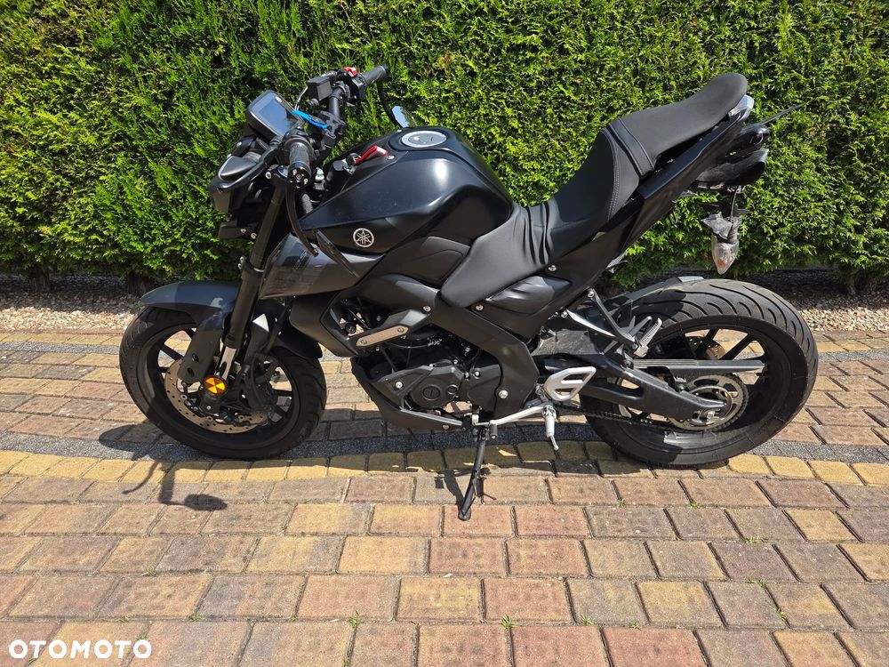 Yamaha MT - 4