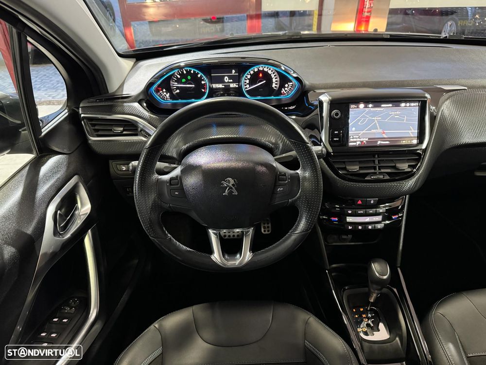 Peugeot 2008 PureTech 130 Stop&Start EAT6 Black Edition - 10