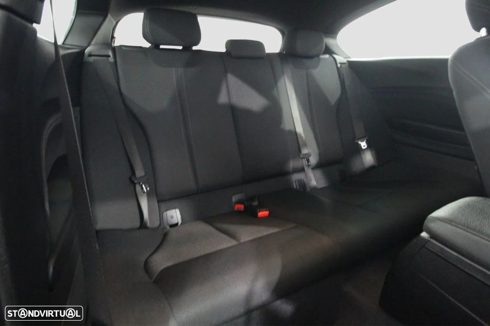 BMW 116 d Advantage Auto - 18