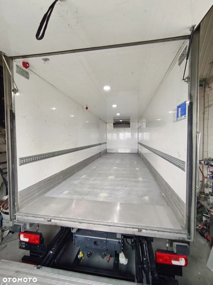 DAF CF 460 / 6 x 2 / Oś Skrętna / Chłodnia / Termo King / Sprowadzony / Sypialka / - 5