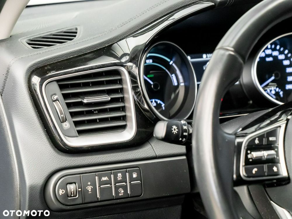 Kia Ceed 1.6 GDI PHEV L DCT - 27