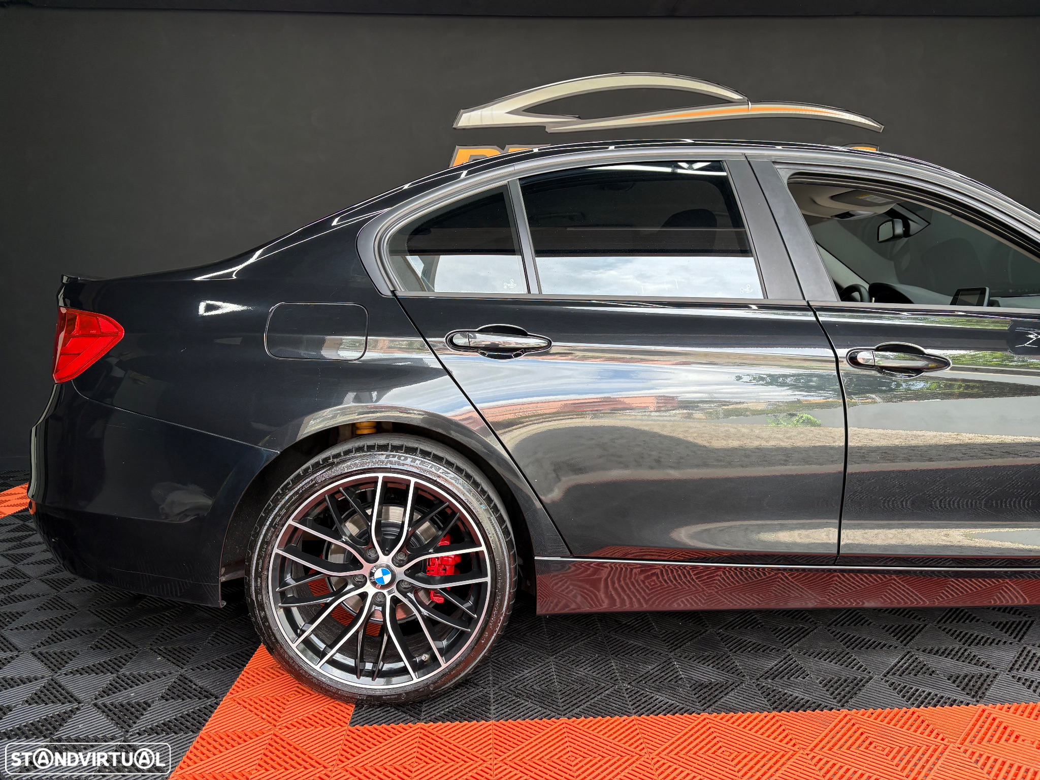 BMW 318 d Aut. Sport Line - 21