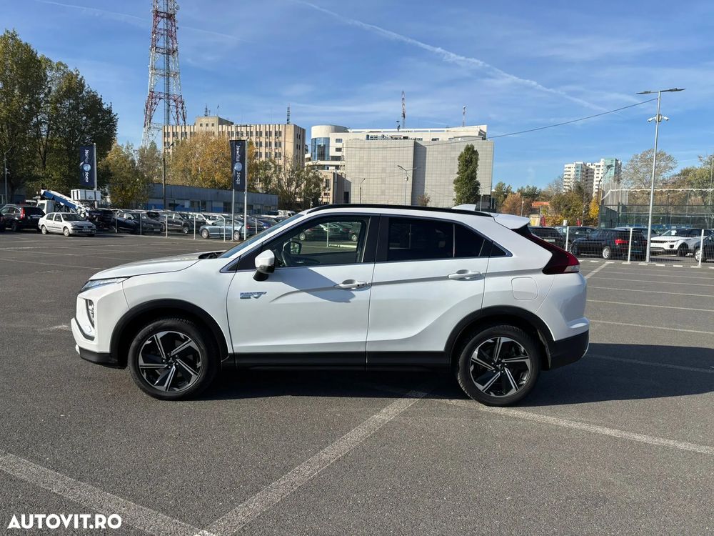 Mitsubishi Eclipse-Cross Plug-In Hybrid 4WD Plus Select - 6