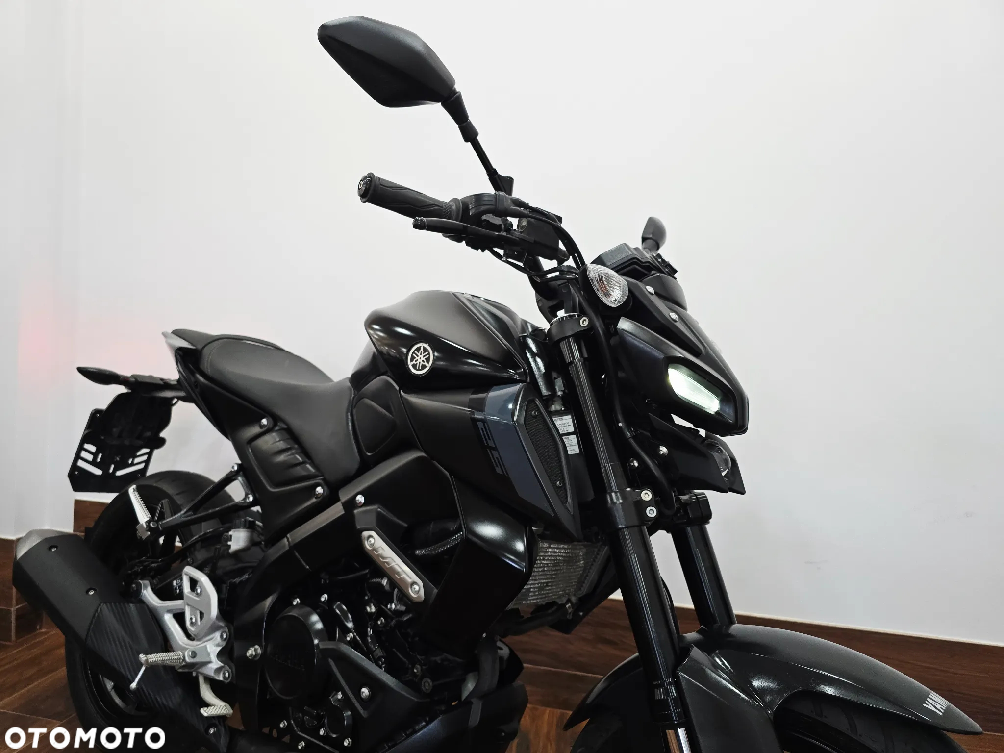 Yamaha MT - 9