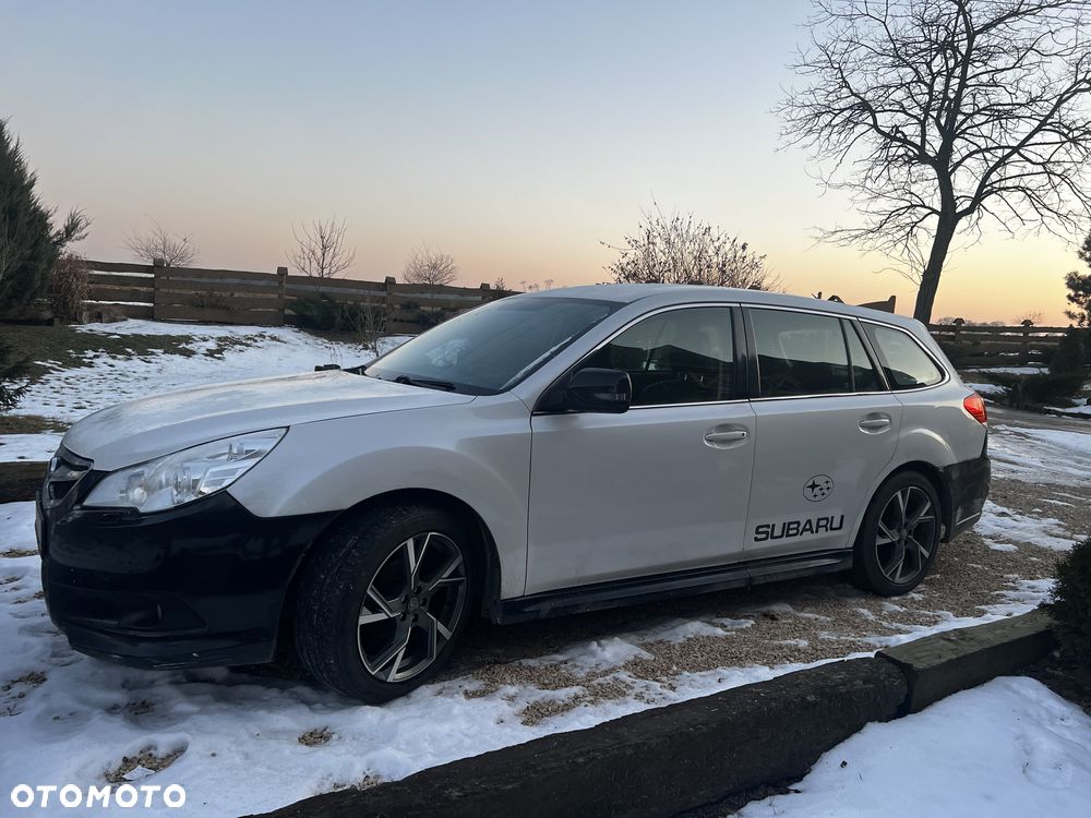 Subaru Legacy 2.0R Comfort - 10