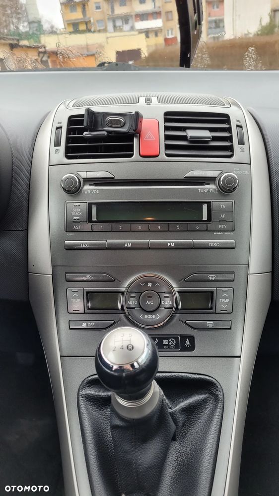 Toyota Auris 1.6 VVT-i Sol - 7