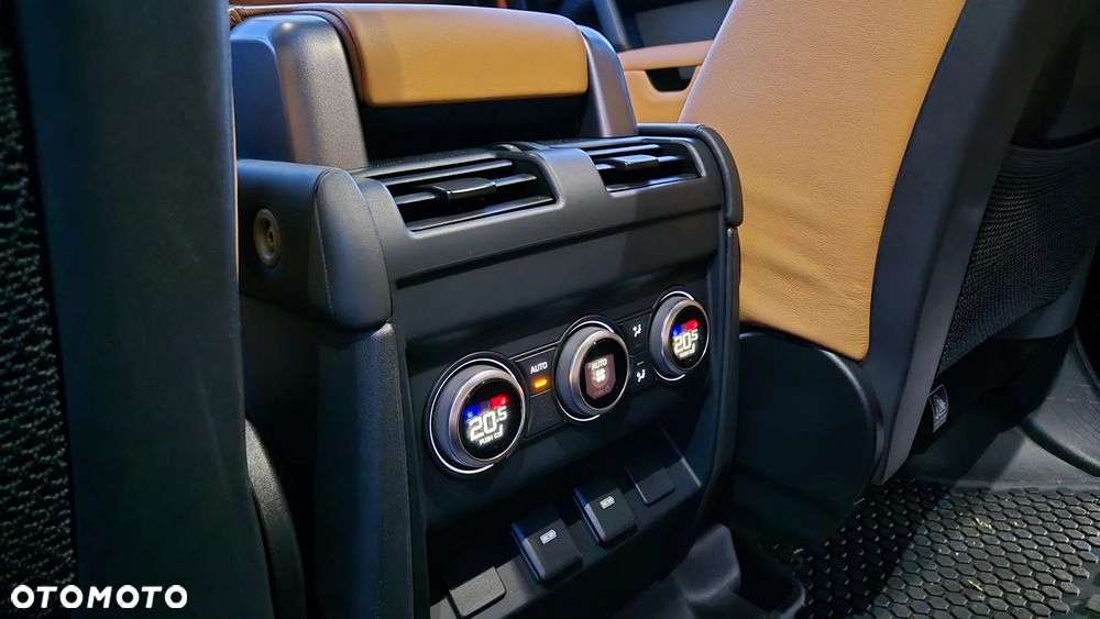 Land Rover Defender 110 5.0 P525 V8 - 10