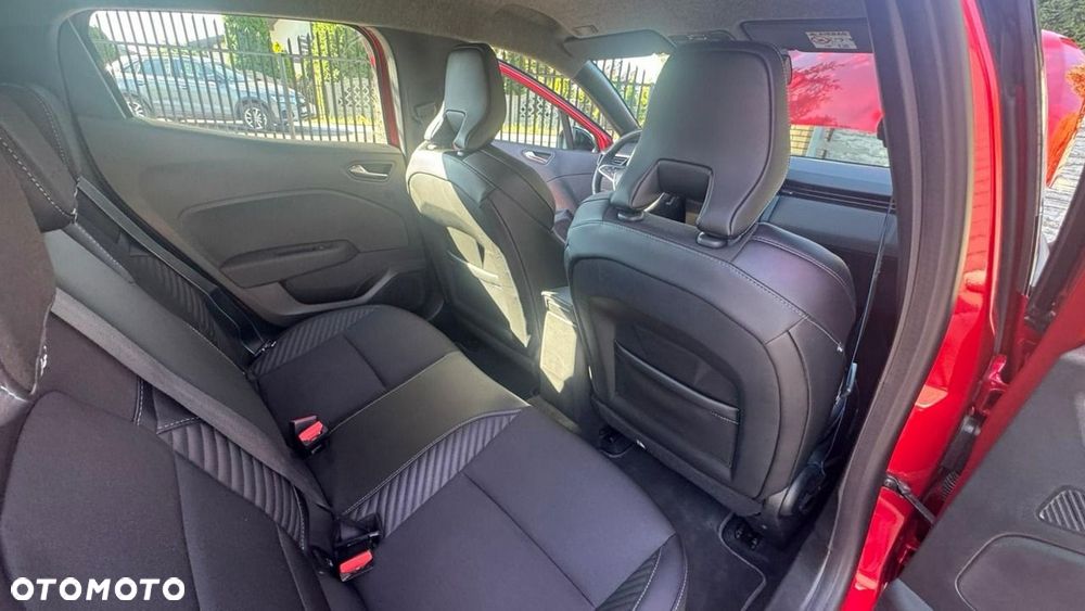 Renault Clio - 22
