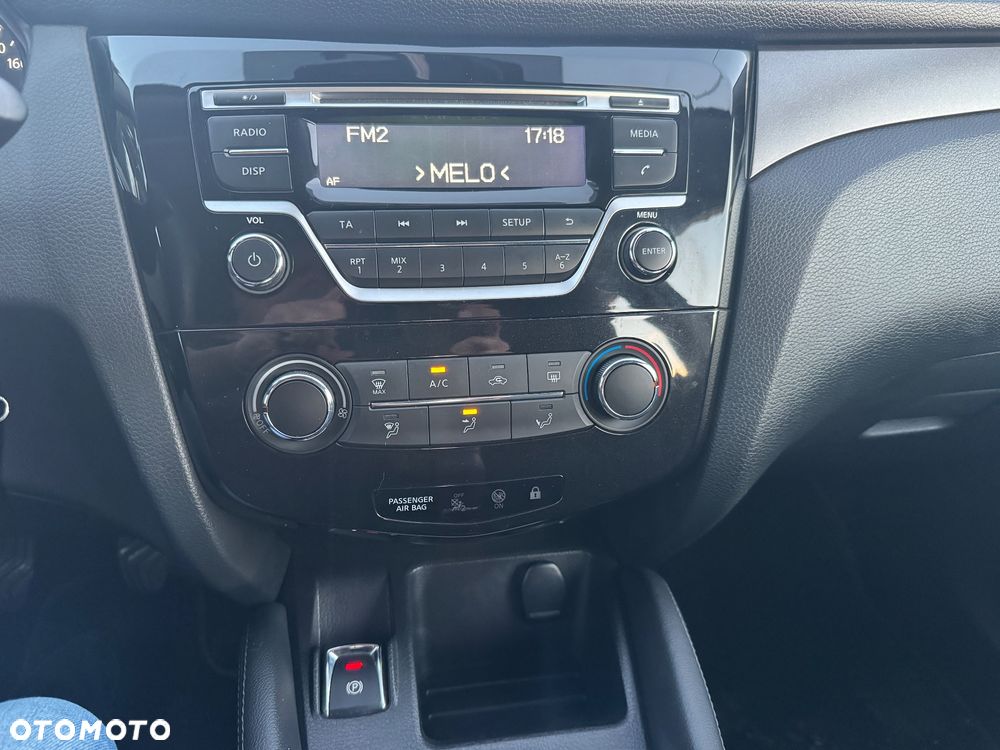 Nissan Qashqai 1.2 DIG-T N-Vision - 14