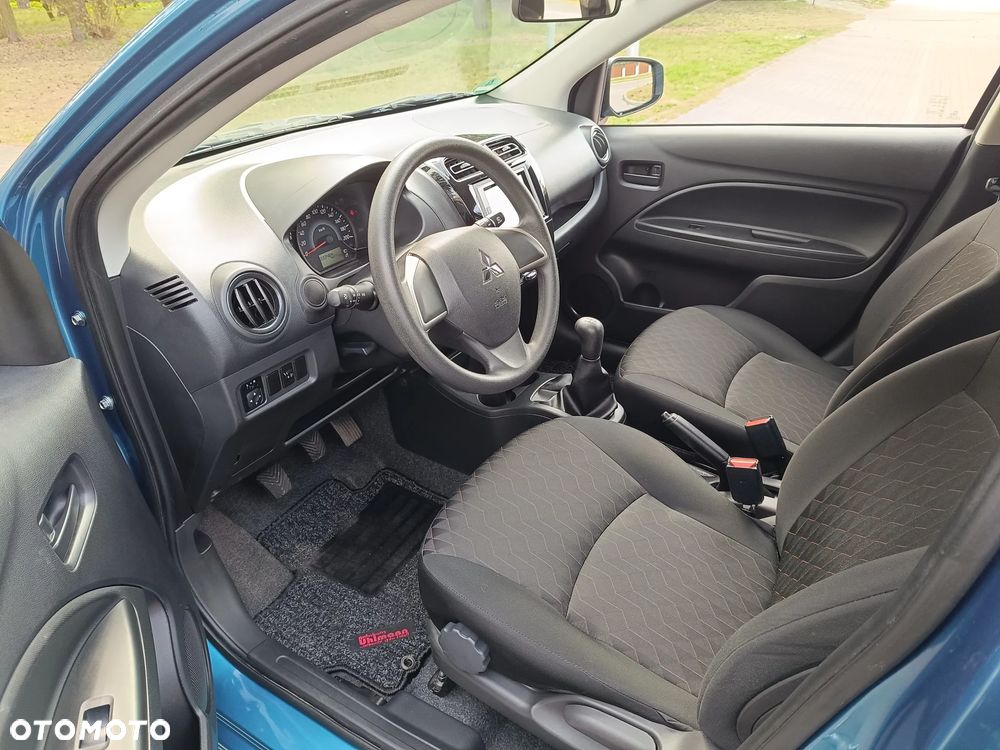 Mitsubishi Space Star - 9