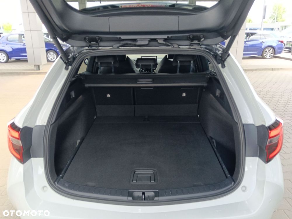 Toyota Corolla 1.8 Hybrid GR Sport Dynamic - 12
