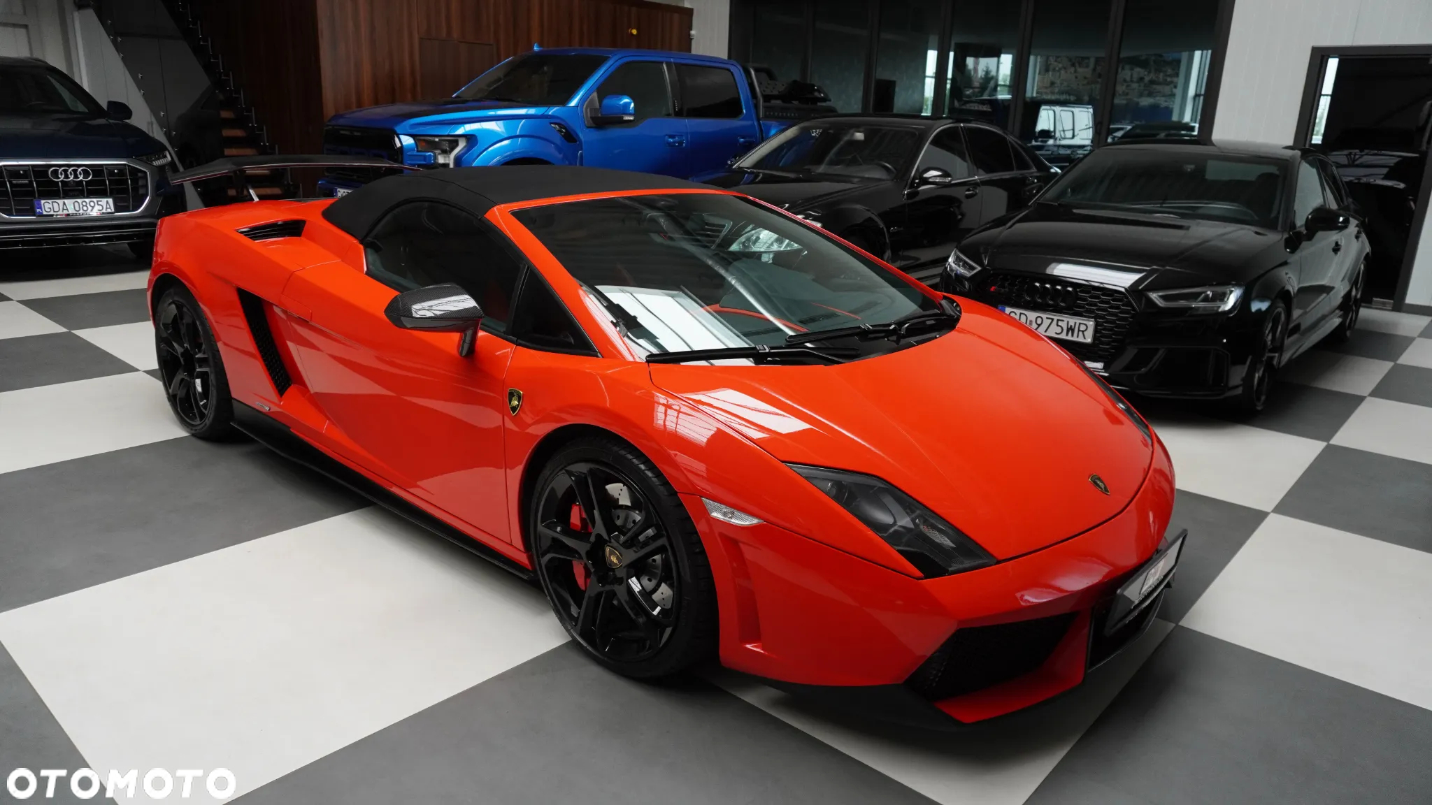 Lamborghini Gallardo LP560-4 Spyder E-Gear - 11