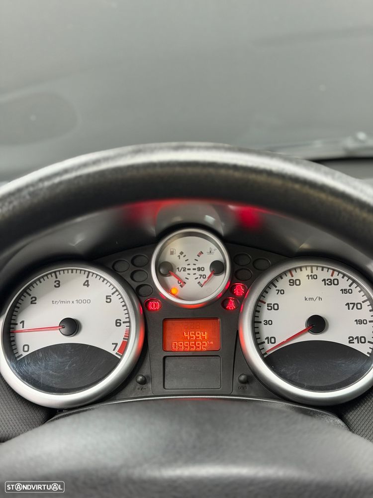 Peugeot 207 1.4 16V Trendy - 15