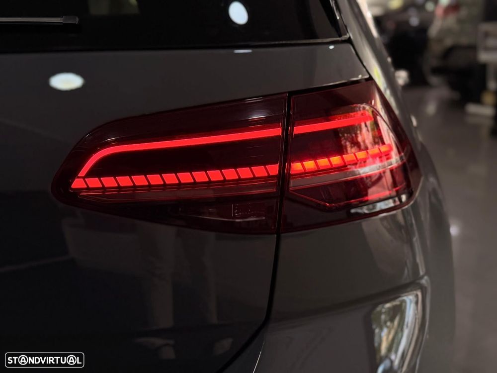 VW Golf GTI TCR 2.0 TSI OPF DSG - 27