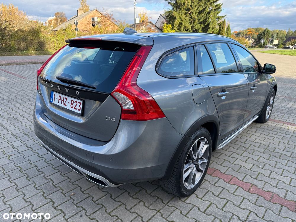 Volvo V60 Cross Country D4 Drive-E Summum - 14