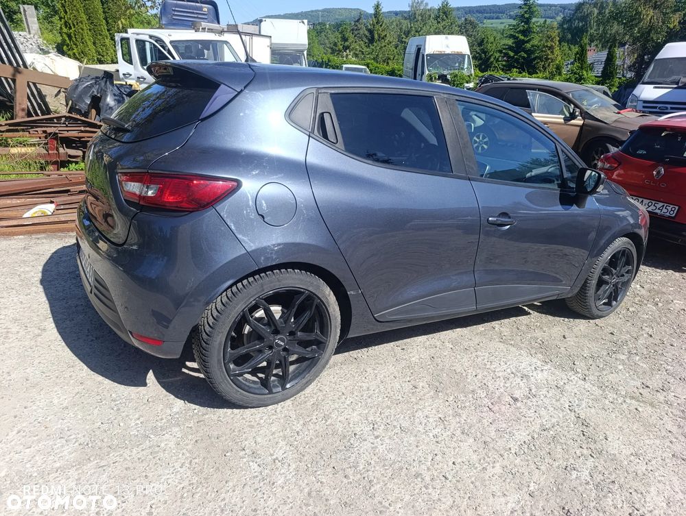 Renault Clio 1.2 16V Limited Plus - 31