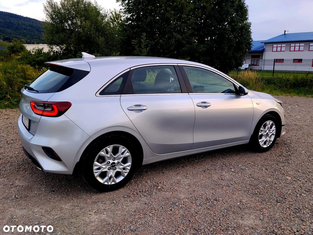 Kia Ceed 1.5 T-GDI M - 6
