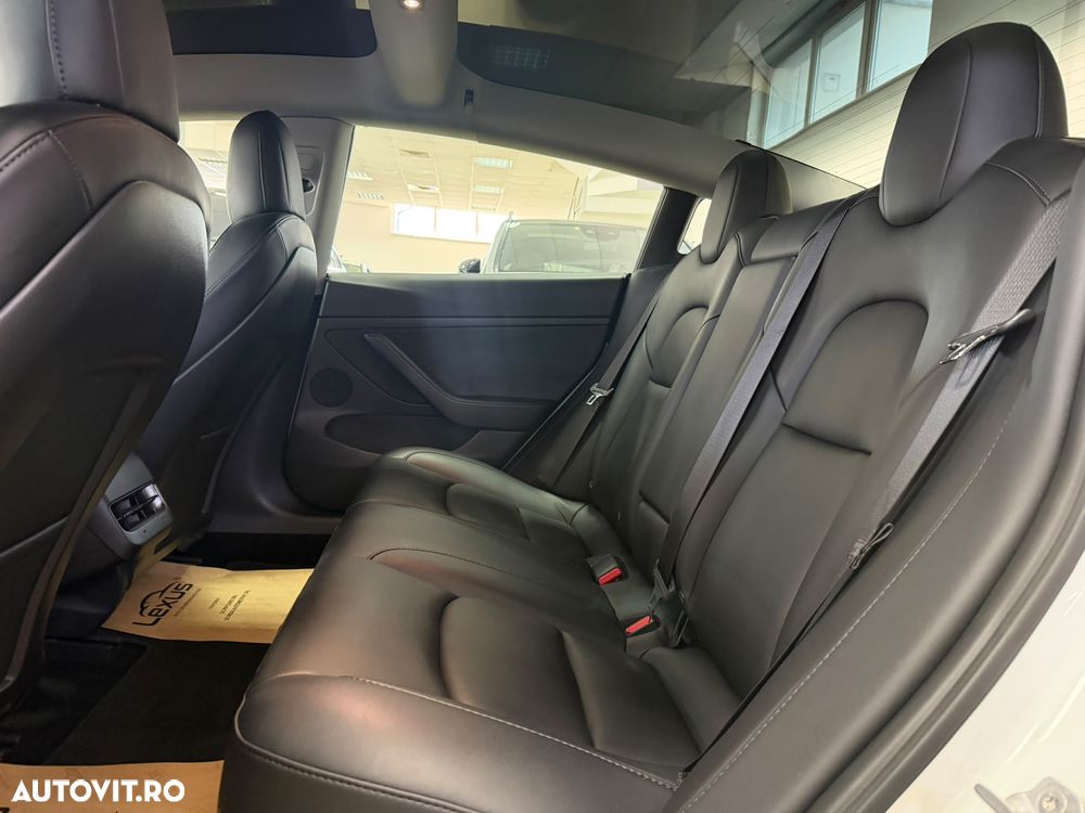 Tesla Model 3 Langstreckenbatterie Allradantrieb Dual Motor - 24