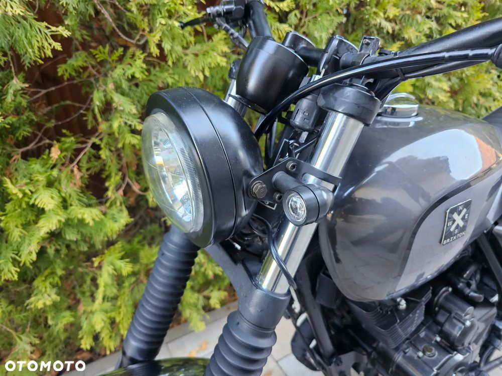 Brixton Cromwell - 10