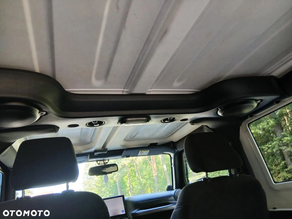 Jeep Wrangler 2.8 CRD Sport - 12