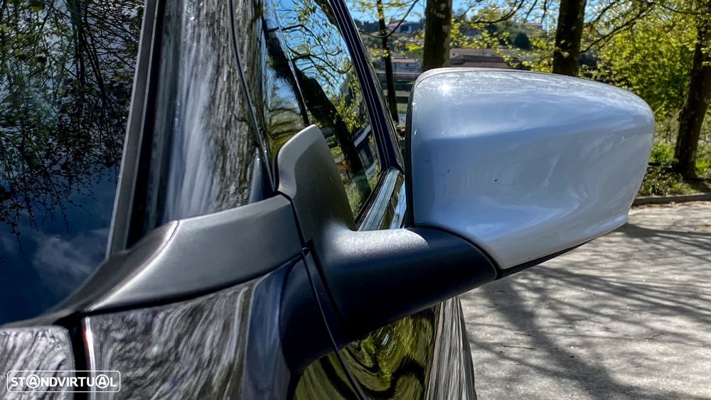 Citroën C4 Cactus 1.6 BlueHDi Shine Ed.Midnight - 25