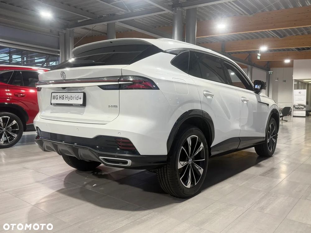 MG HS Hybrid+ - 4