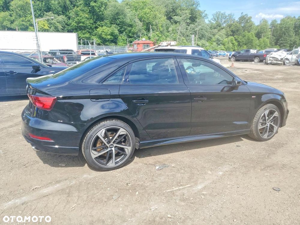 Audi A3 Limousine - 4