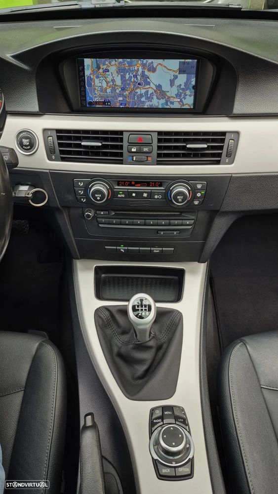 BMW 320 d Navigation - 10