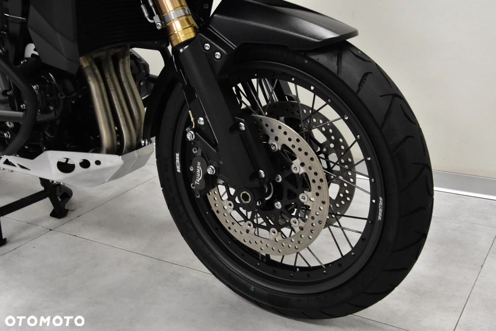 Triumph Tiger - 32