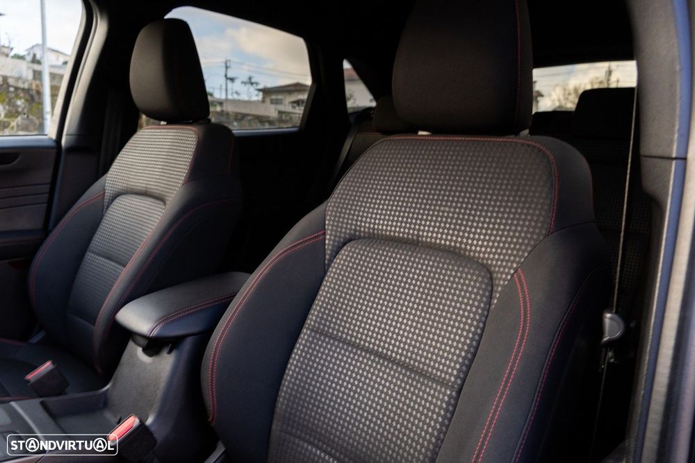 Ford Kuga 1.5 TDCi EcoBlue ST-Line X Aut. - 44