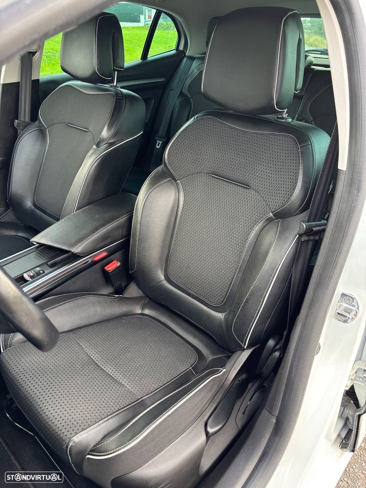 Renault Mégane TCe 140 GPF BOSE EDITION - 16