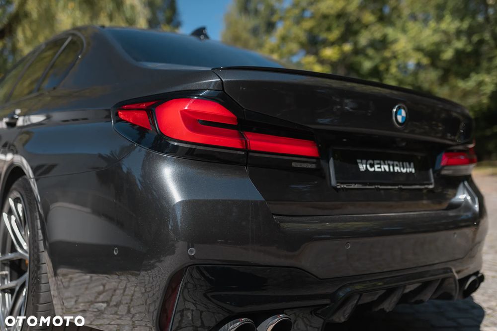 BMW M5 Competition - 11