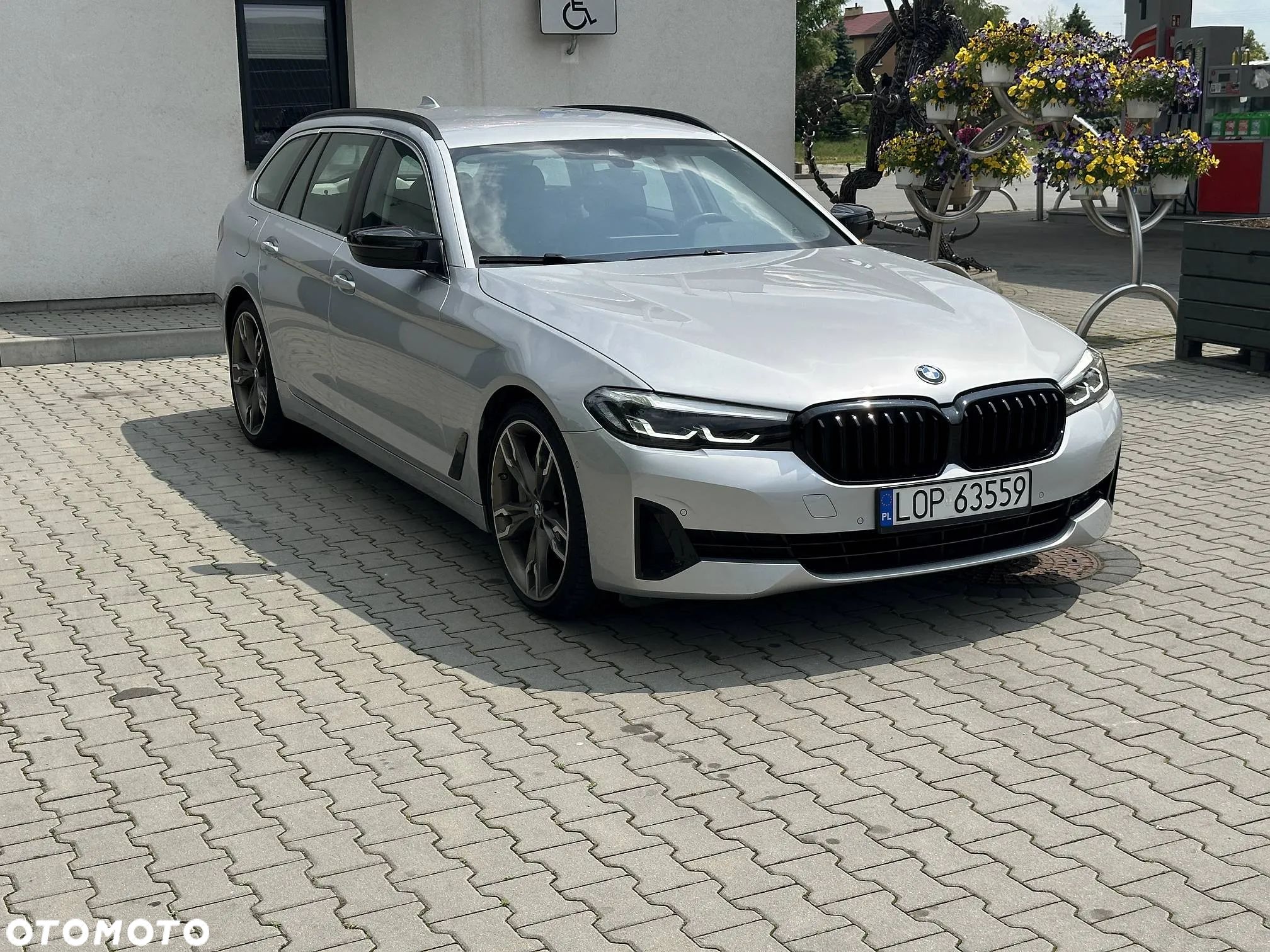 BMW Seria 5 530d xDrive Touring - 1